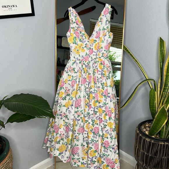 HOUSE OF CB 'Emmelina' White Vintage Rose Print Cotton Corset Sundress NWOT - Picture 7 of 7